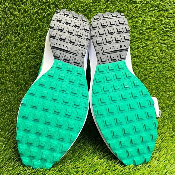 Nike White and Teal Sneakers